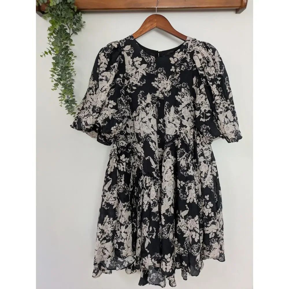 Petal & Pup "Zinta" Floral 100% cotton Print Trapeze dress. - Picture 3 of 7